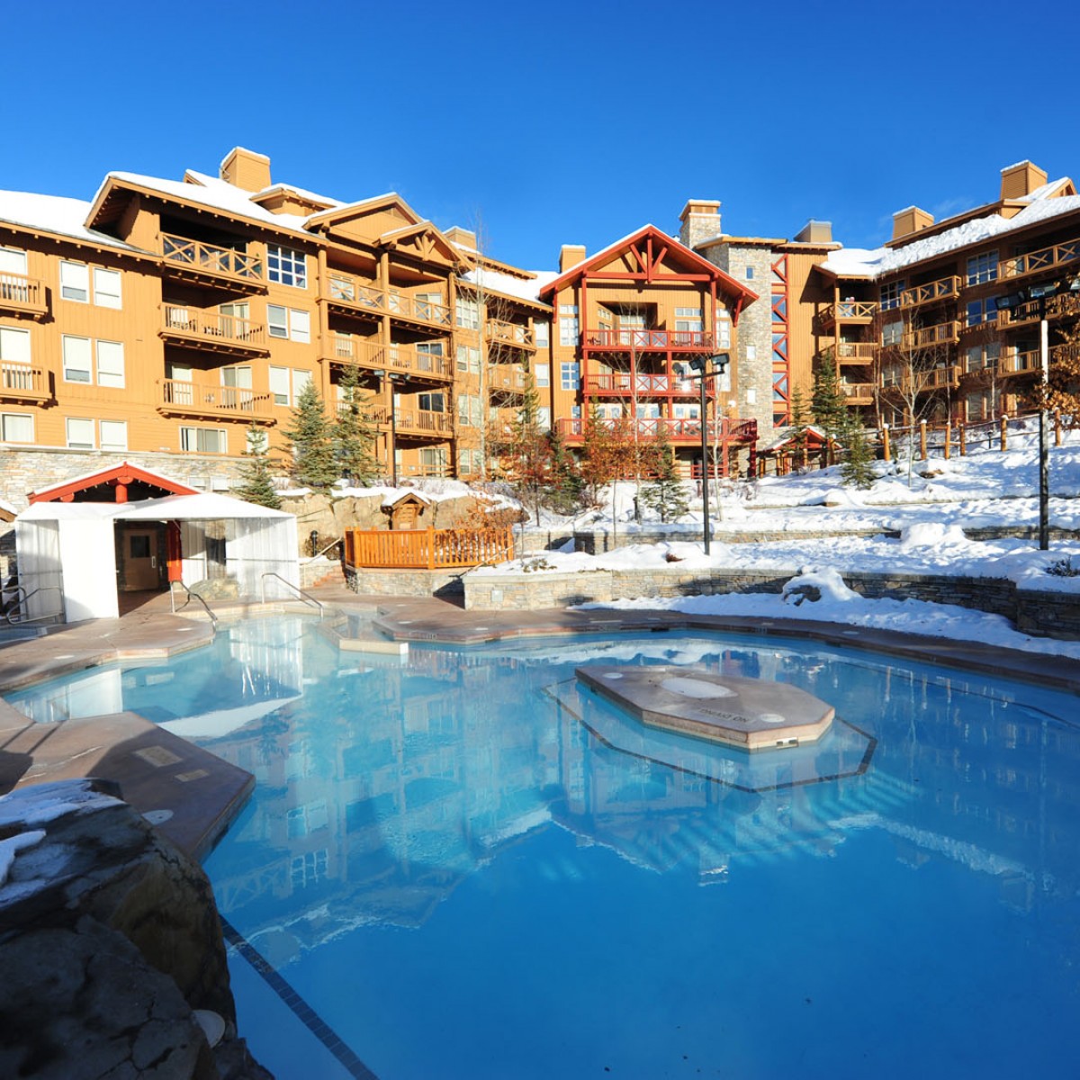 panorama-mountain-resort-british-columbia-ski-in-ski-out-destination