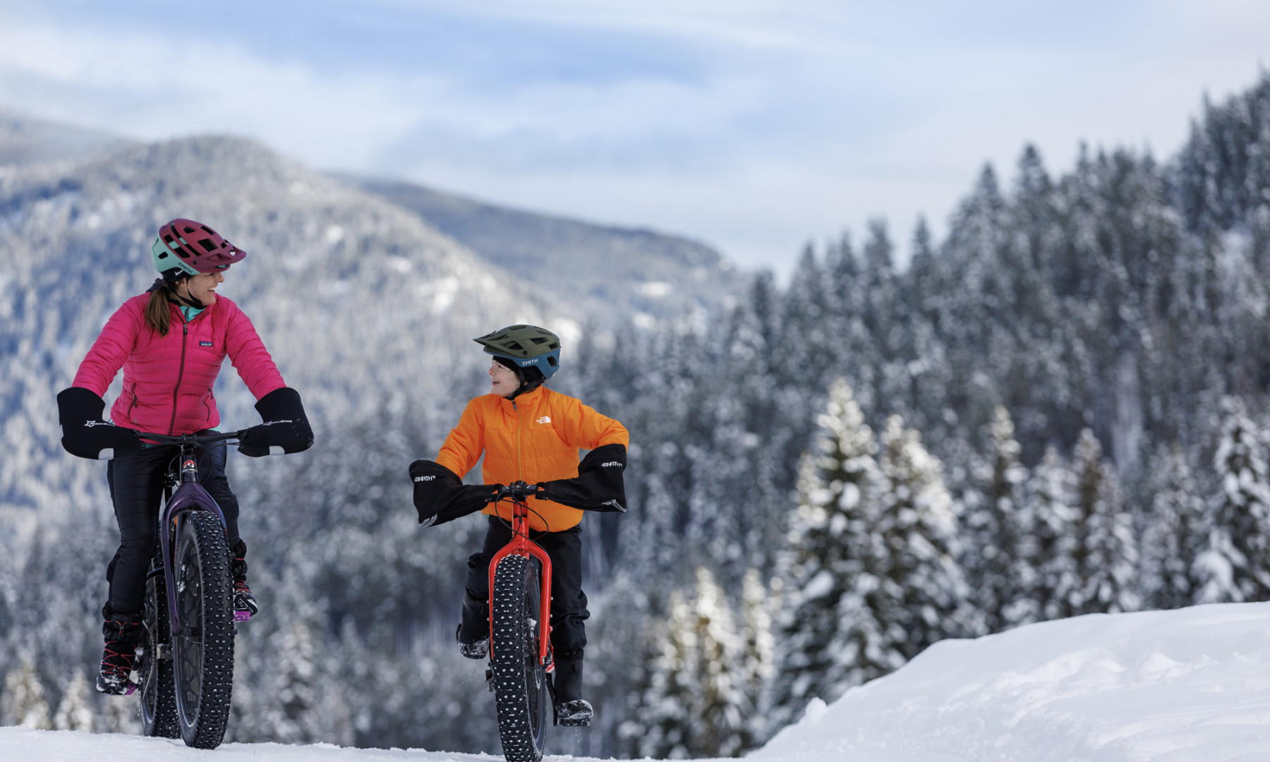 Fat bikes in snow on sale